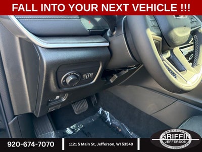 2027 Jeep Grand Cherokee L Laredo Altitude
