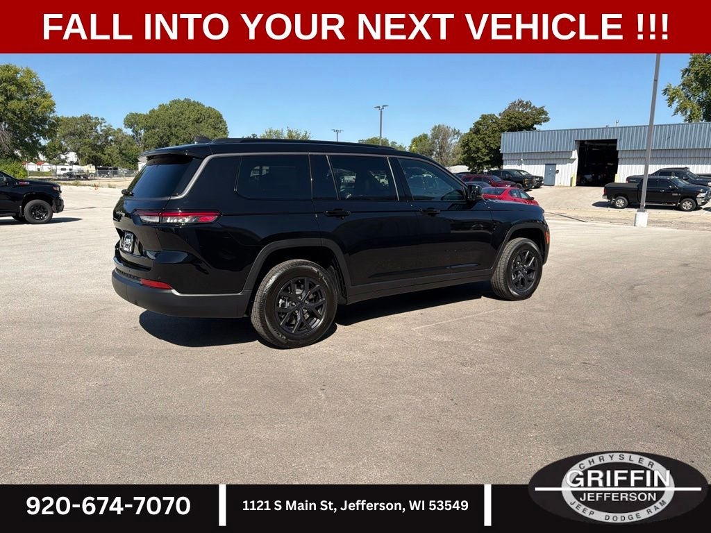2027 Jeep Grand Cherokee L Laredo Altitude