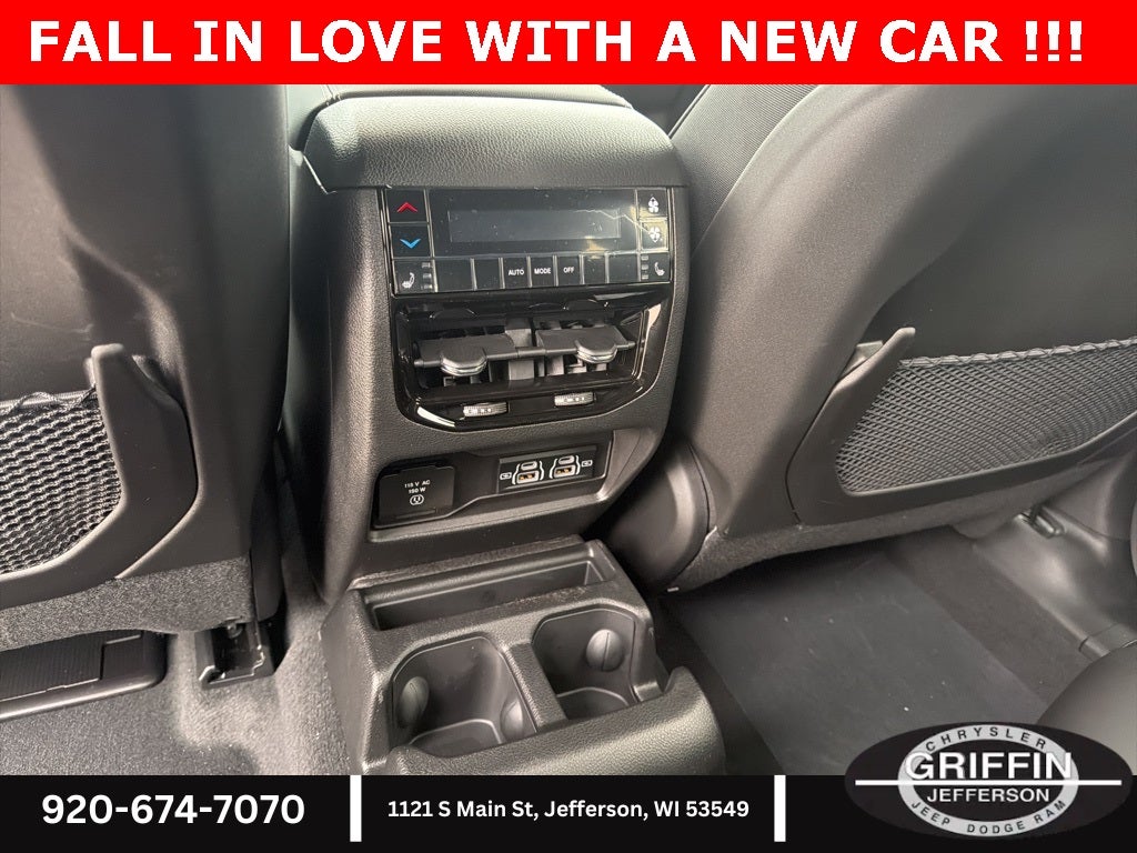 2025 Jeep Grand Cherokee L Limited TRAILER TOW !!!