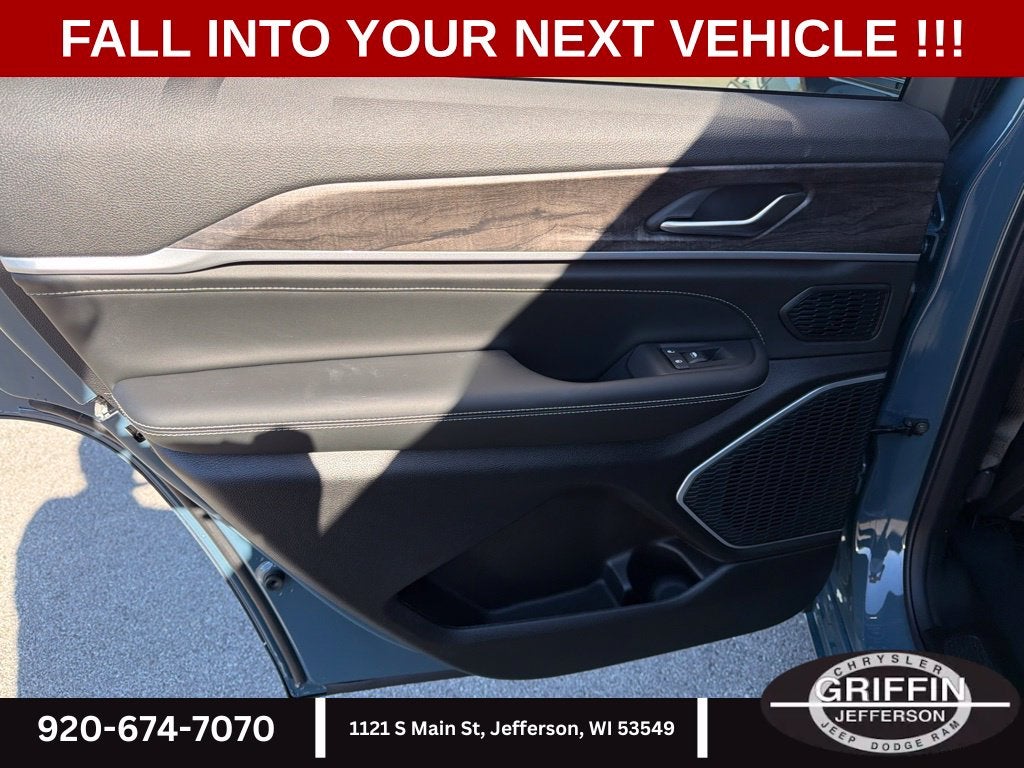 2027 Jeep Grand Cherokee L Limited Reserve