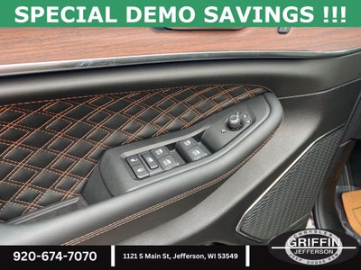 2025 Jeep Grand Cherokee L Summit OBSIDIAN PACKAGE !!!