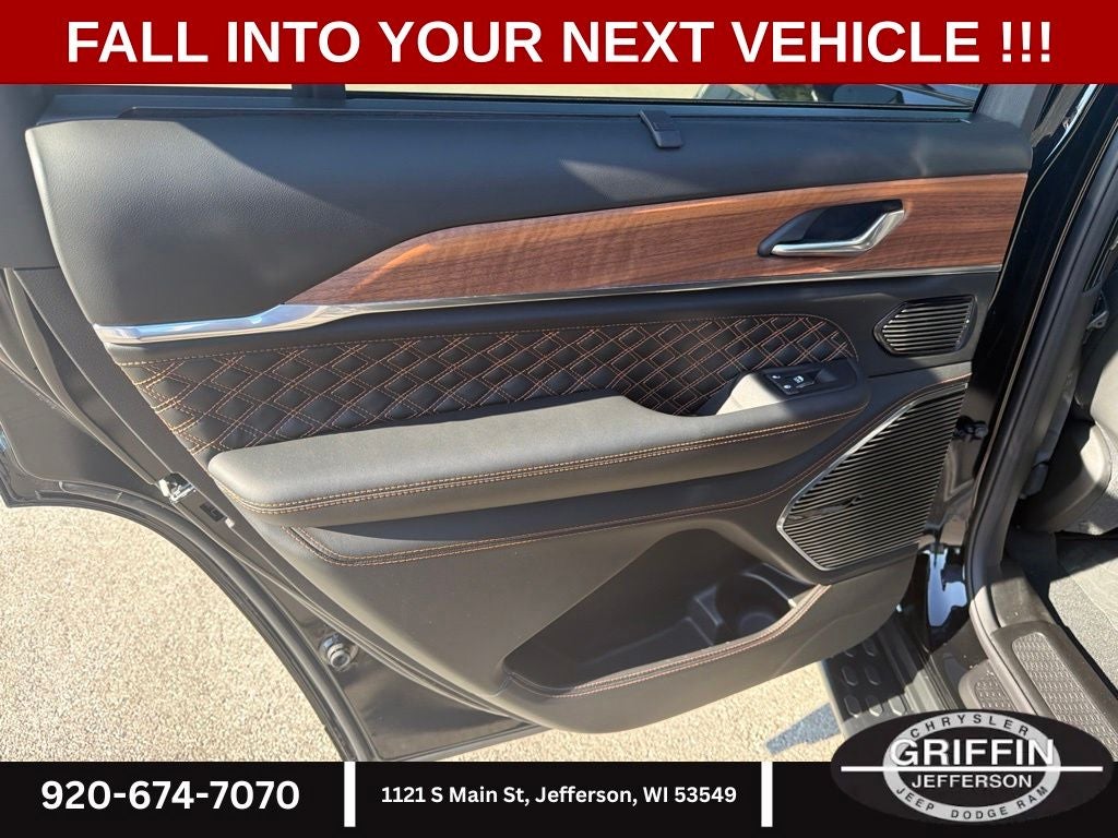 2027 Jeep Grand Cherokee L Summit