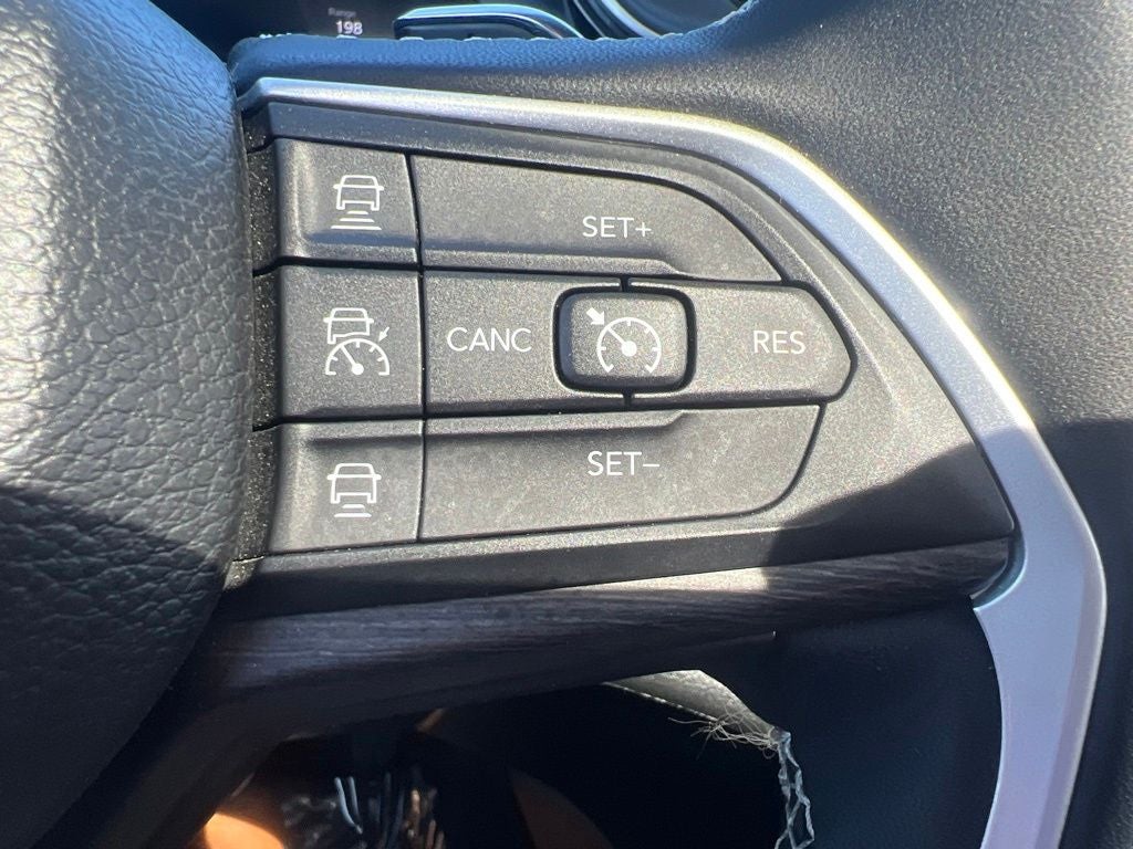 2023 Jeep Grand Cherokee 4xe 4WD Near Madison WI