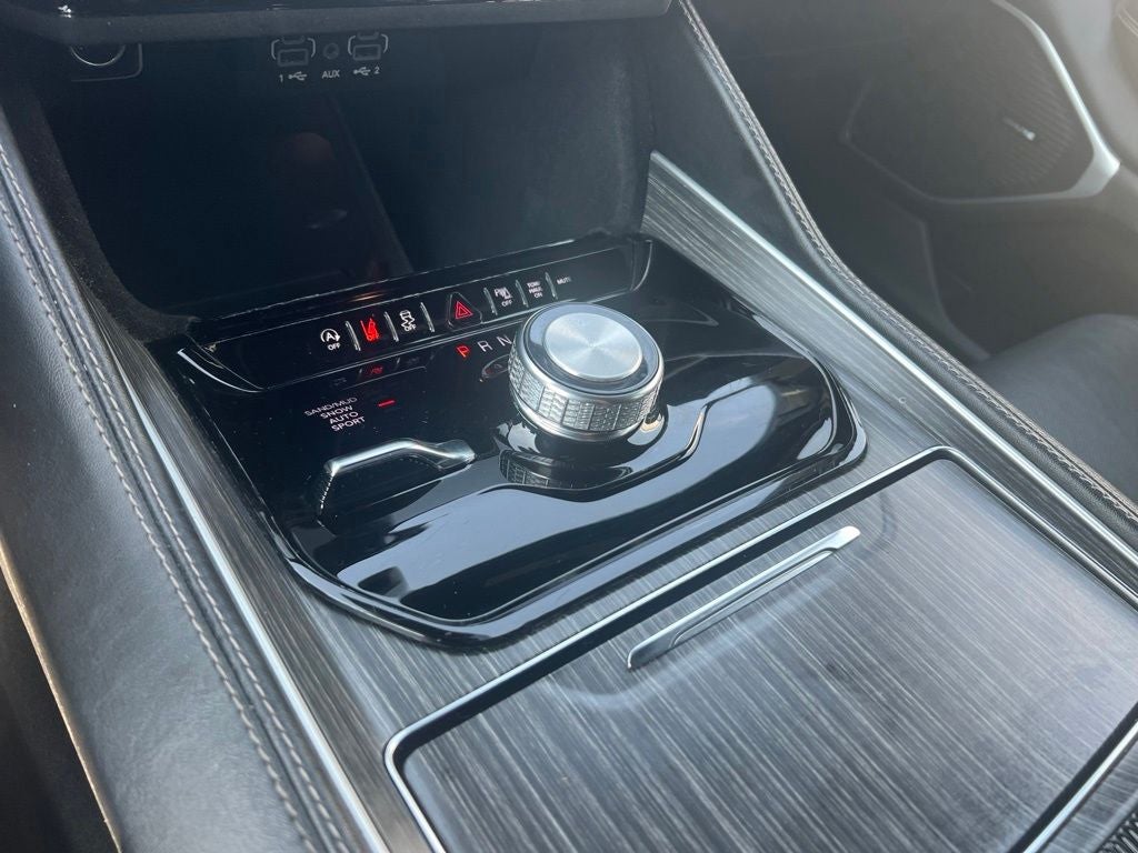 2024 Jeep Wagoneer L Series II 4WD Near Madison WI