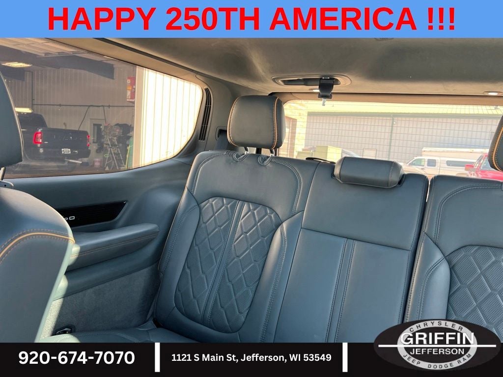 2023 Jeep Grand Wagoneer Series III 4WD !!!