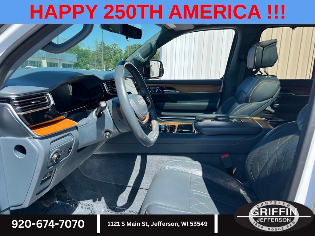 2023 Jeep Grand Wagoneer Series III 4WD !!!