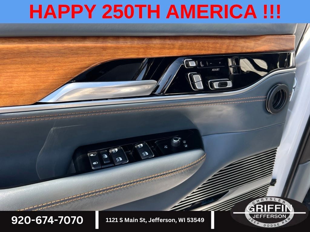 2023 Jeep Grand Wagoneer Series III 4WD !!!