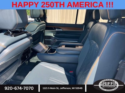 2023 Jeep Grand Wagoneer Series III 4WD !!!