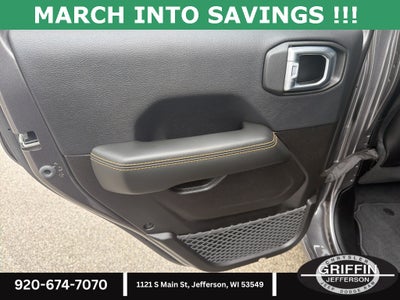 2024 Jeep Gladiator Sport 3.6L V6 !!!