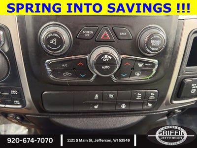 2018 RAM 1500 Big Horn 3.6L V6 !!!