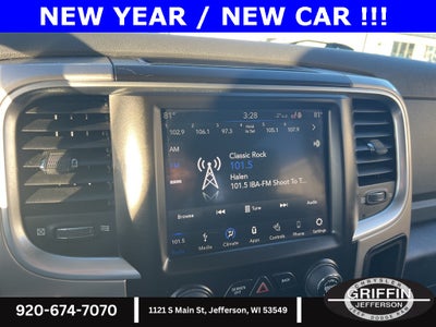 2018 RAM 1500 Big Horn 5.7L HEMI !!!