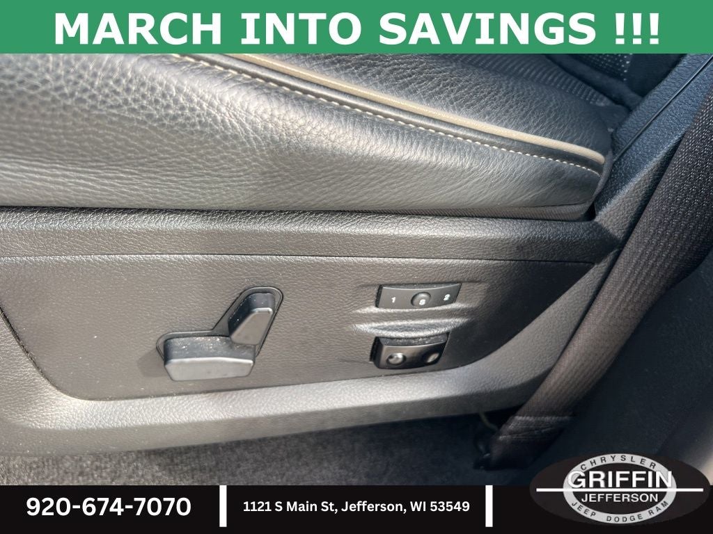 2016 RAM 1500 Laramie Longhorn 4X4 5.7L V8 !!!