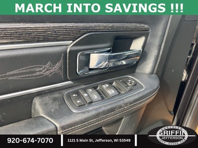 2016 RAM 1500 Laramie Longhorn 4X4 5.7L V8 !!!