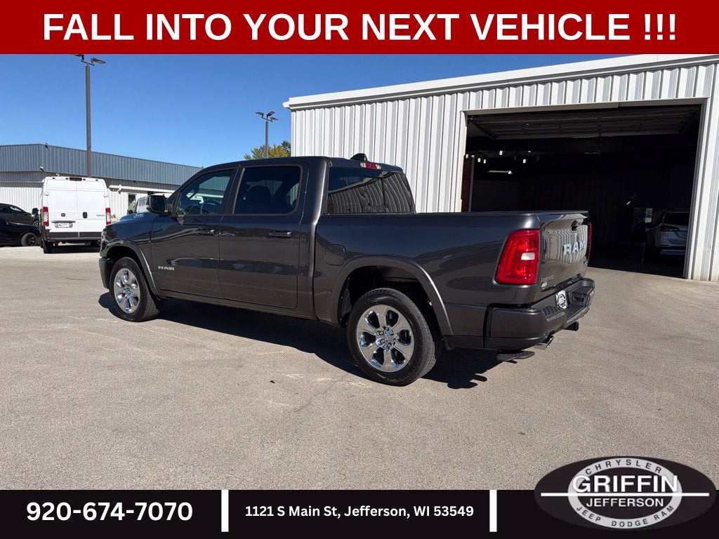 2027 RAM 1500 Big Horn/Lone Star