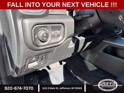 2027 RAM 1500 Big Horn/Lone Star