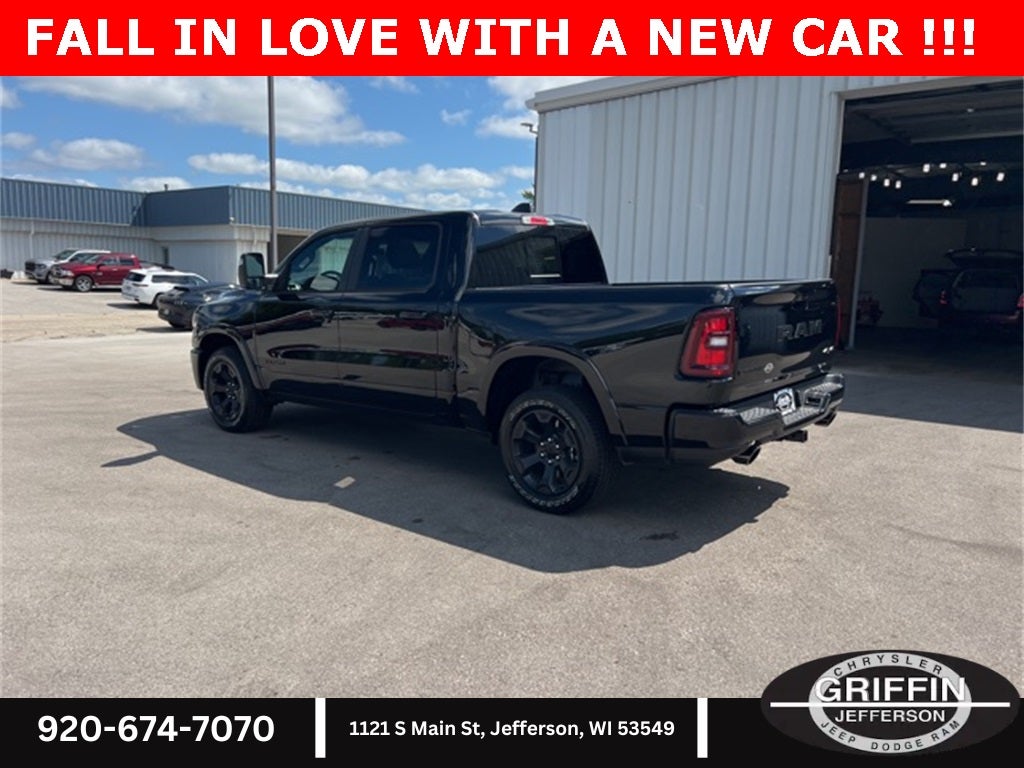 2026 RAM 1500 Big Horn/Lone Star CREW 4X4