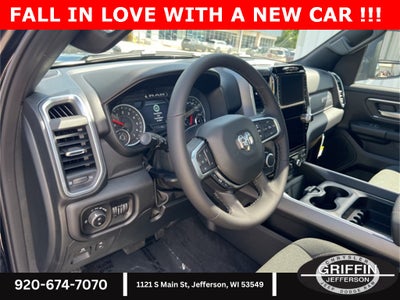 2026 RAM 1500 Big Horn/Lone Star CREW 4X4