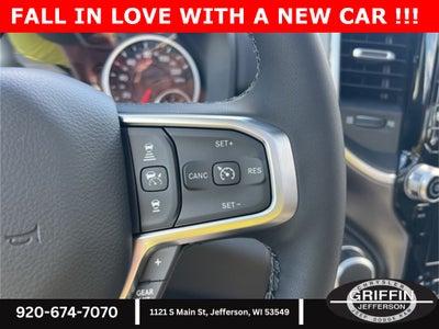 2026 RAM 1500 Big Horn/Lone Star CREW 4X4