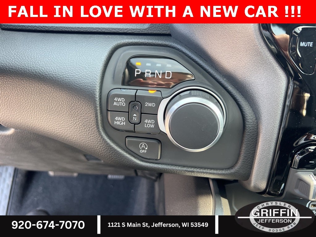 2026 RAM 1500 Big Horn/Lone Star 4WD