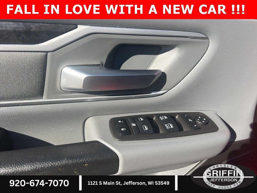 2022 RAM 1500 Big Horn/Lone Star 5.7L V8 HEMI !!!