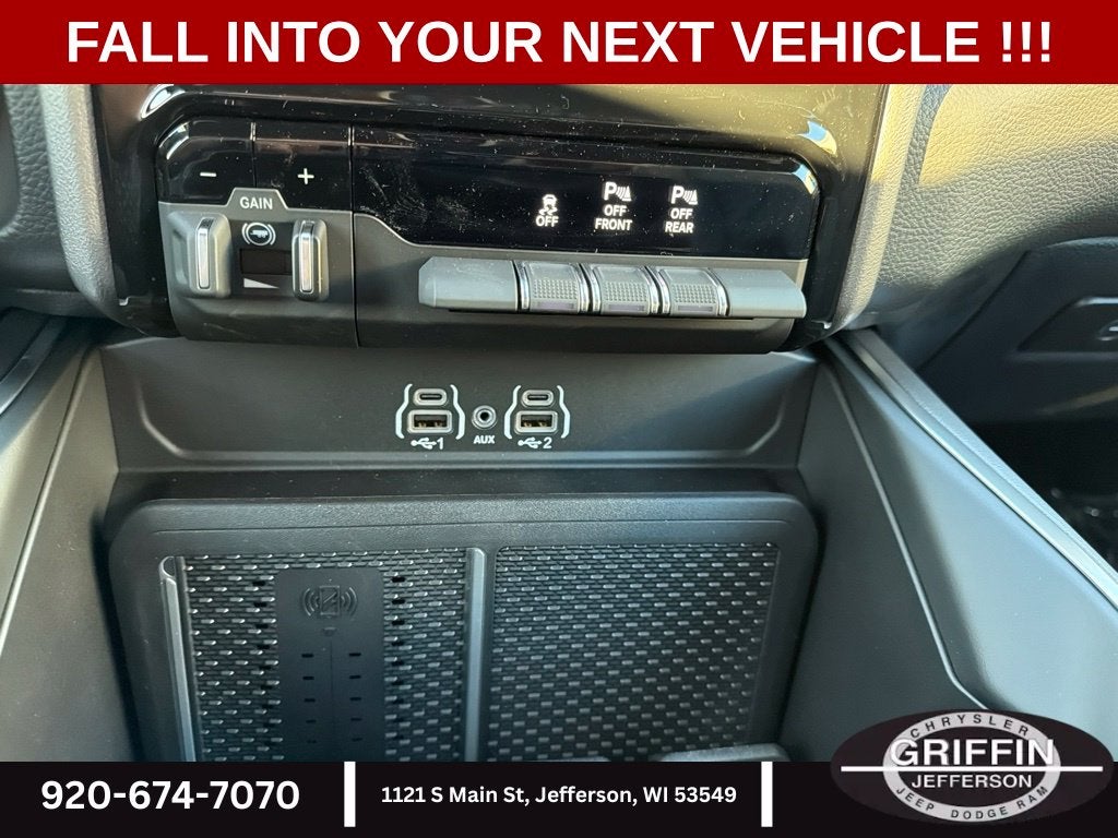 2027 RAM 1500 Big Horn/Lone Star