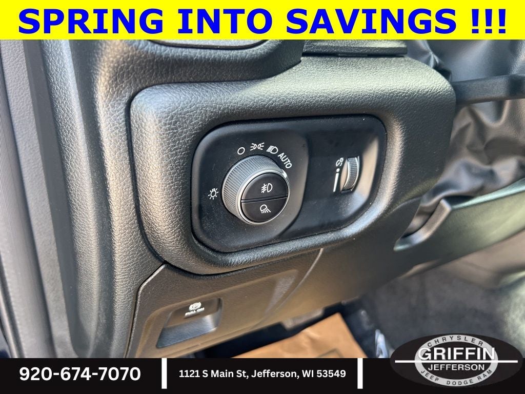 2025 RAM 1500 Tradesman 4X4 !!!