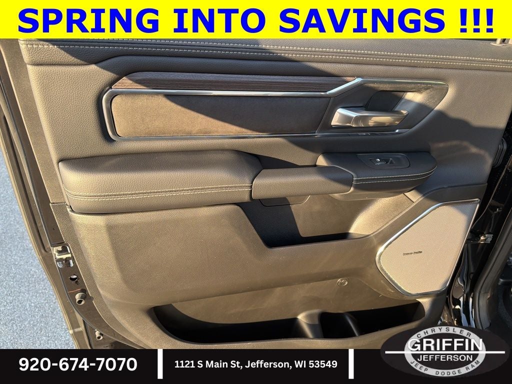 2026 RAM 1500 Laramie HEMI 4X4 !!!