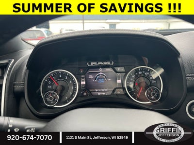 2022 RAM 1500 Laramie 5.7L HEMI 4X4 !!!
