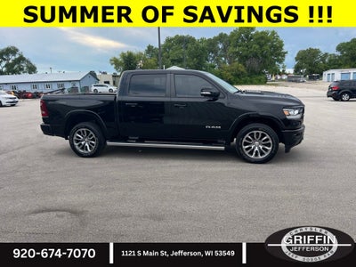2022 RAM 1500 Laramie 5.7L HEMI 4X4 !!!