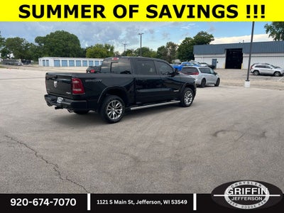 2022 RAM 1500 Laramie 5.7L HEMI 4X4 !!!