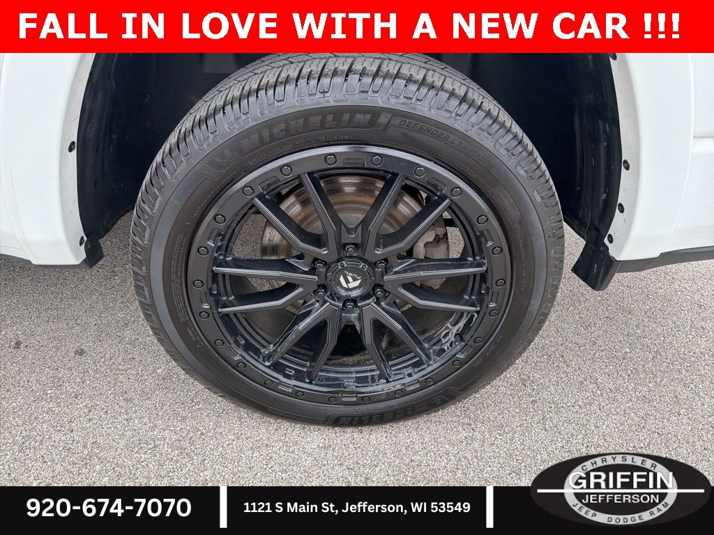 2022 RAM 1500 Laramie HEMI 5.7L V8 !!!