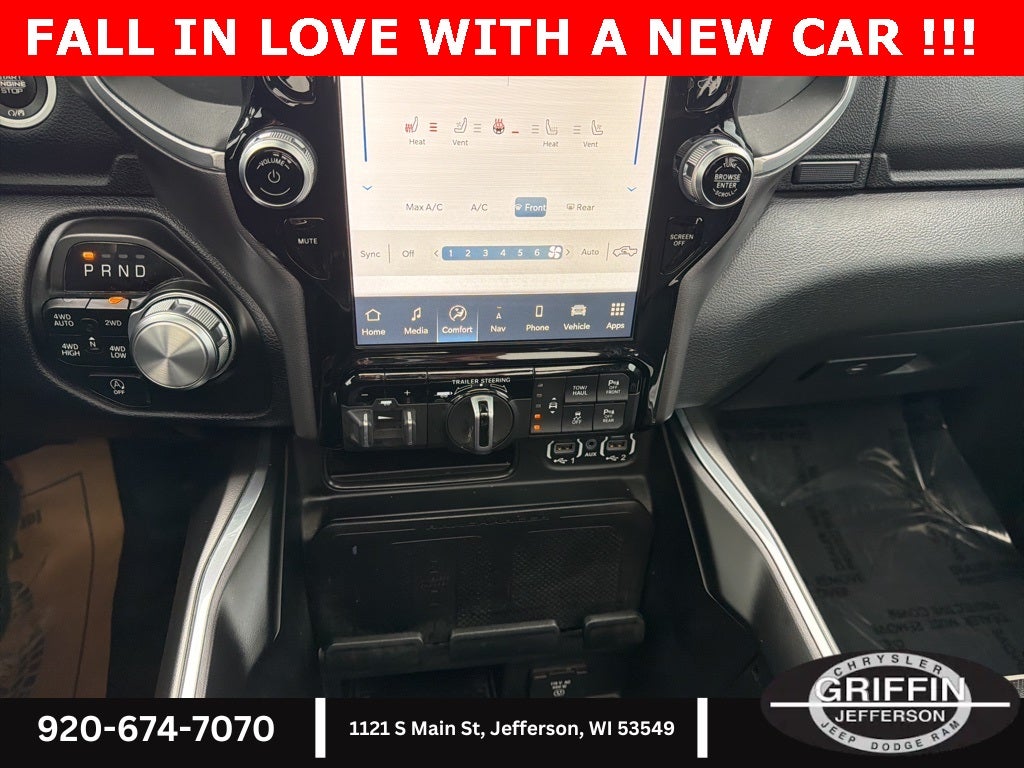 2022 RAM 1500 Laramie HEMI 5.7L V8 !!!