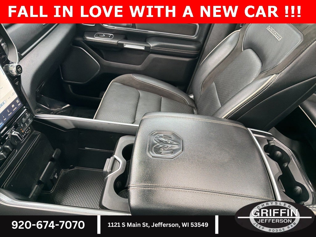 2022 RAM 1500 Laramie HEMI 5.7L V8 !!!