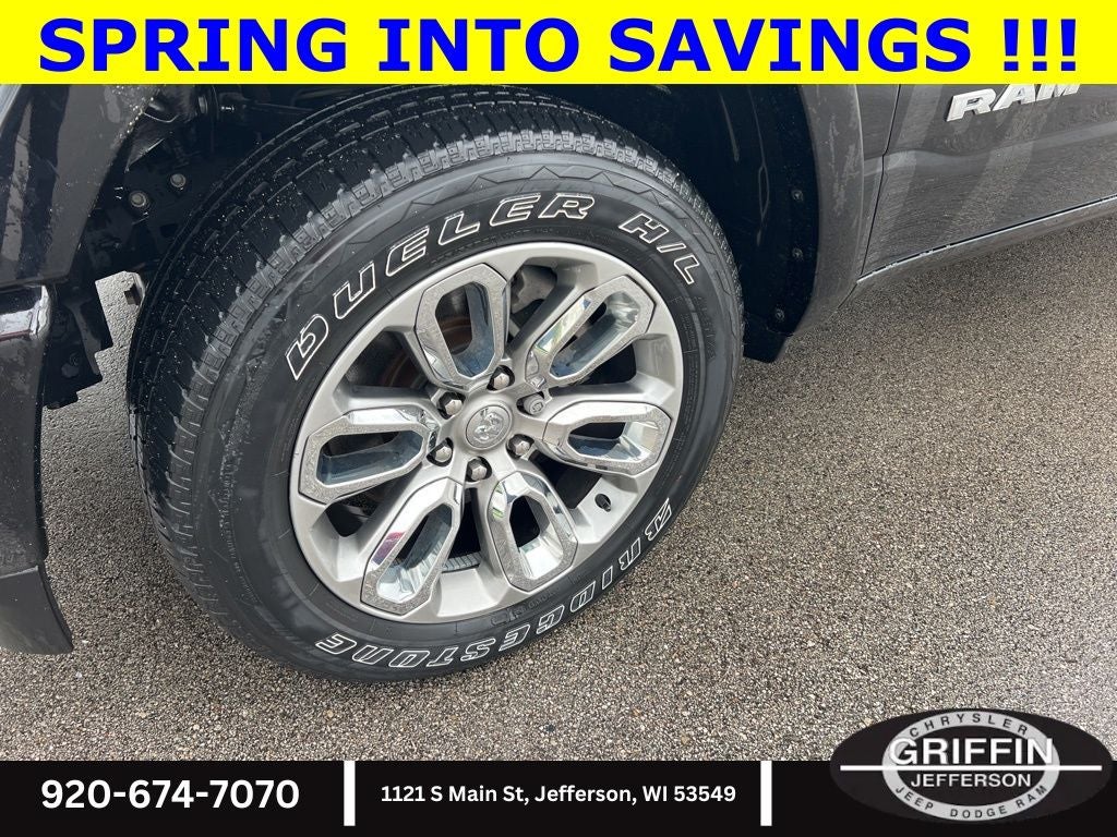 2022 RAM 1500 Laramie 4WD HEMI !!!