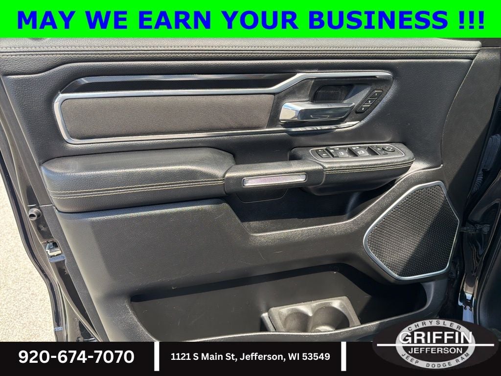 2022 RAM 1500 Laramie 4WD HEMI !!!