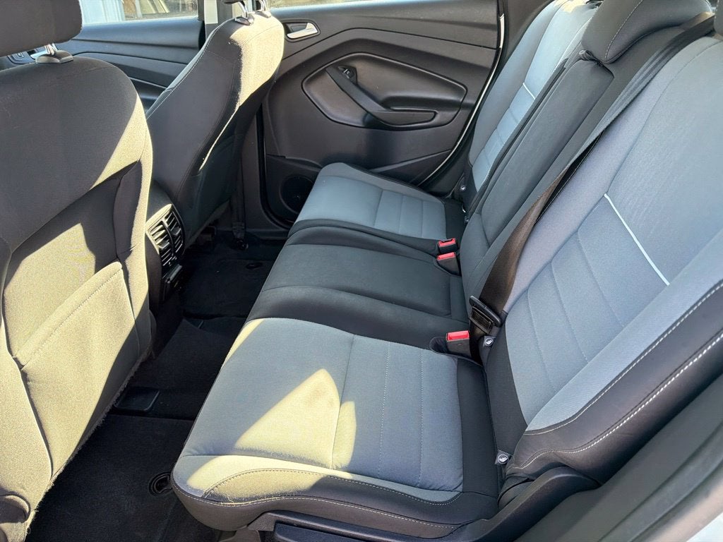 2013 Ford C-Max Hybrid SE Near Madison WI
