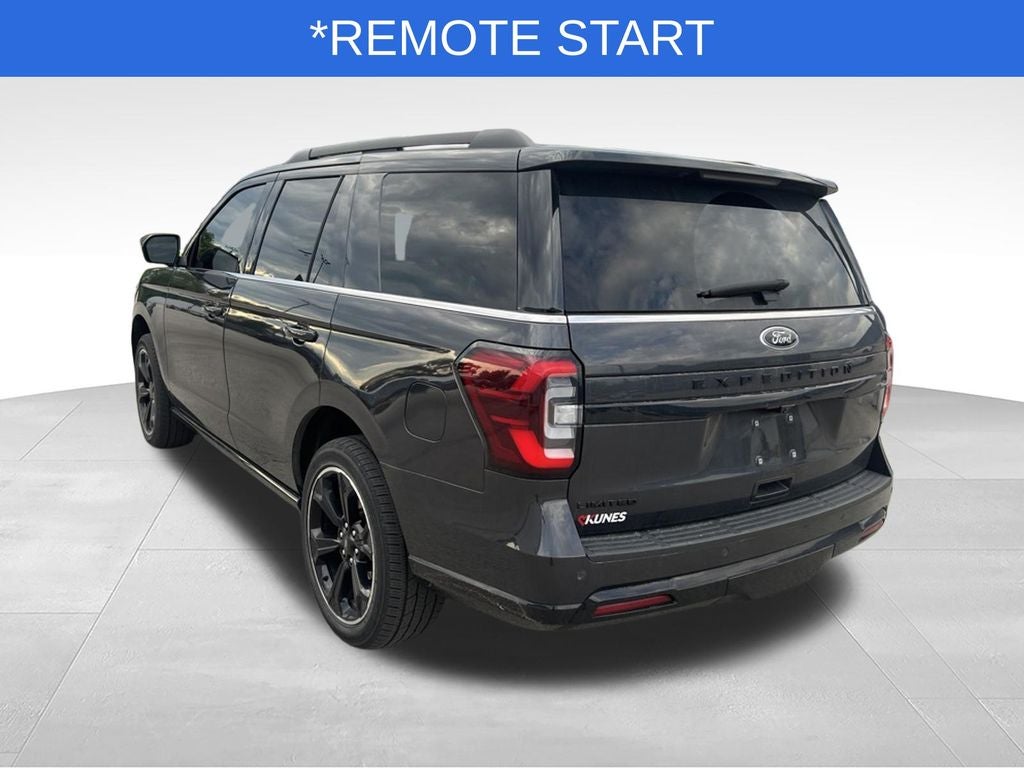 2022 Ford Expedition Limited Stealth 4WD Near Madison WI