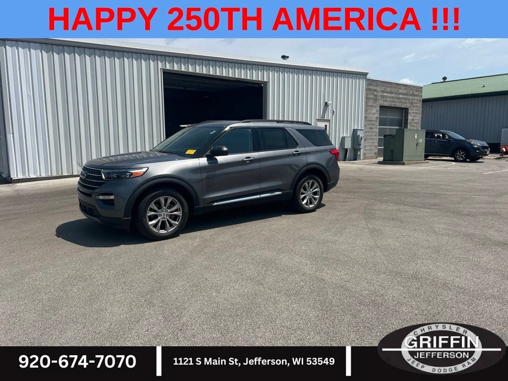 2023 Ford Explorer XLT 4WD !!!