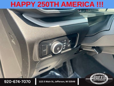 2023 Ford Explorer XLT 4WD !!!