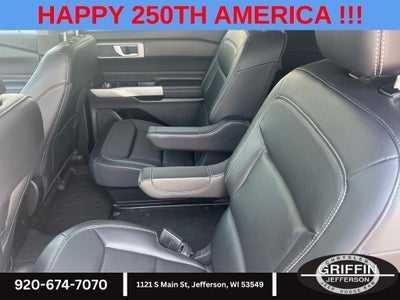 2023 Ford Explorer XLT 4WD !!!