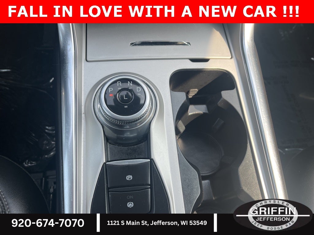 2023 Ford Explorer XLT 4WD!!!