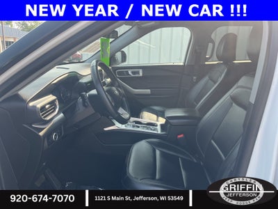 2023 Ford Explorer XLT 4WD!!!