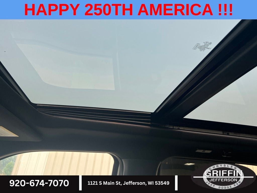 2023 Ford F-150 Lariat 5.0L V8 !!!
