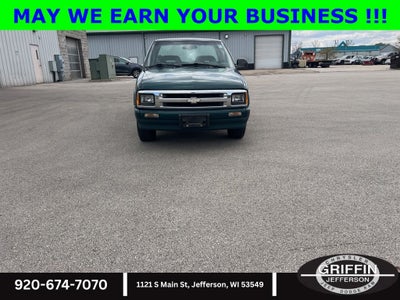 1996 Chevrolet S-10 LS 5 Speed !!!