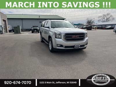 2019 GMC Yukon XL SLT V8 4X4 !!!