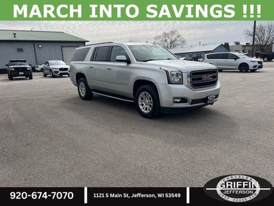 2019 GMC Yukon XL SLT V8 4X4 !!!