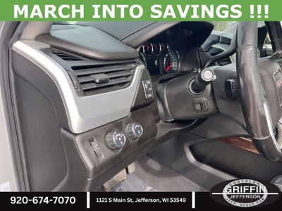 2019 GMC Yukon XL SLT V8 4X4 !!!