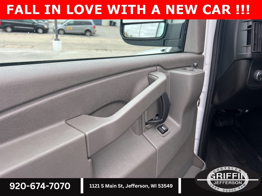 2022 GMC Savana 2500 Work Van 4.3L V6 !!!