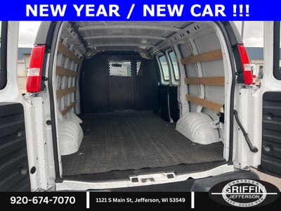 2022 GMC Savana 2500 Work Van 4.3L V6 !!!