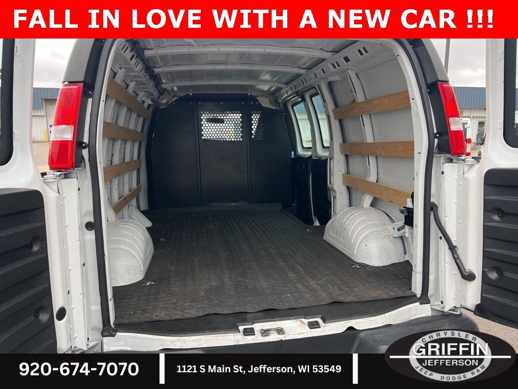 2022 GMC Savana 2500 Work Van 4.3L V6 !!!
